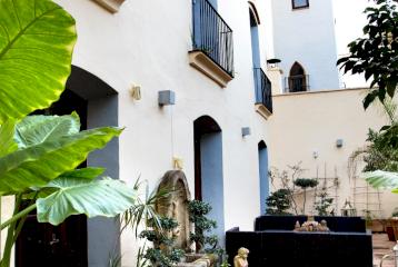 Preciosa Casa-Señorial en venta en Pego, Alicante