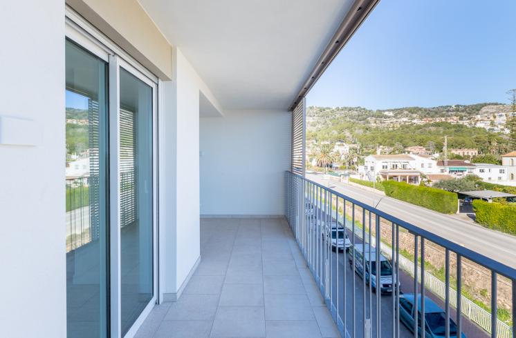 Apartamento de nueva construcción entre el Pueblo y el Puerto de Jávea (Alicante)