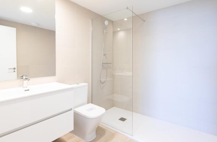 Apartamento de nueva construcción entre el Pueblo y el Puerto de Jávea (Alicante)