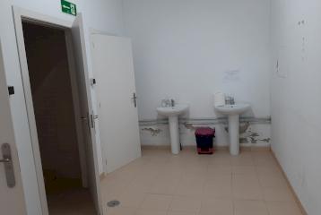 Amplio local comercial de 174 m2 en rentabilidad ubicado en la  zona del Arenal de Jávea.