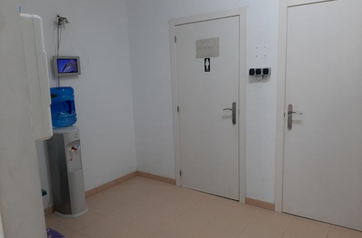 Amplio local comercial de 174 m2 en rentabilidad ubicado en la  zona del Arenal de Jávea.