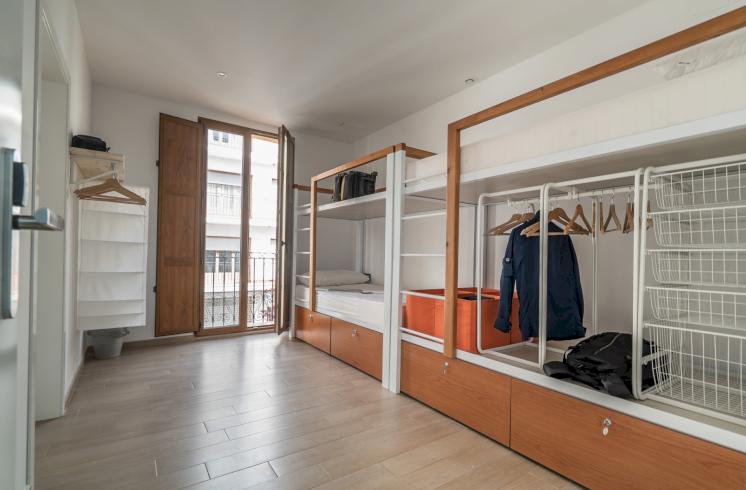 Amplia casa destinada a hostel en el centro de Jávea, Alicante