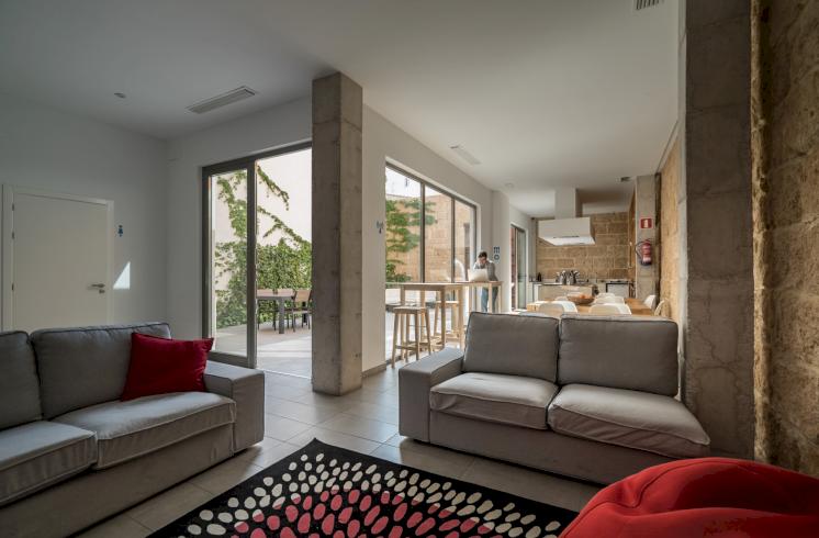 Amplia casa destinada a hostel en el centro de Jávea, Alicante