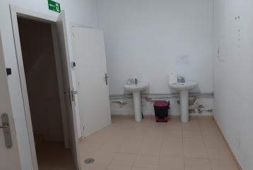 Amplio local comercial de 174 m2 en rentabilidad ubicado en la  zona del Arenal de Jávea.