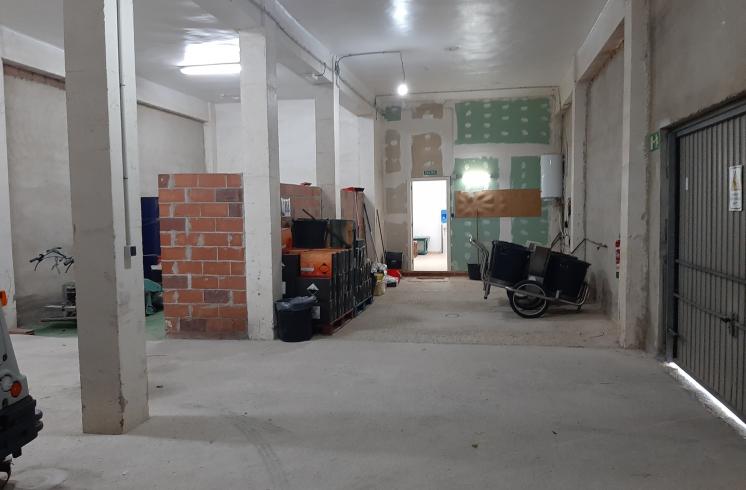 Amplio local comercial de 174 m2 en rentabilidad ubicado en la  zona del Arenal de Jávea.