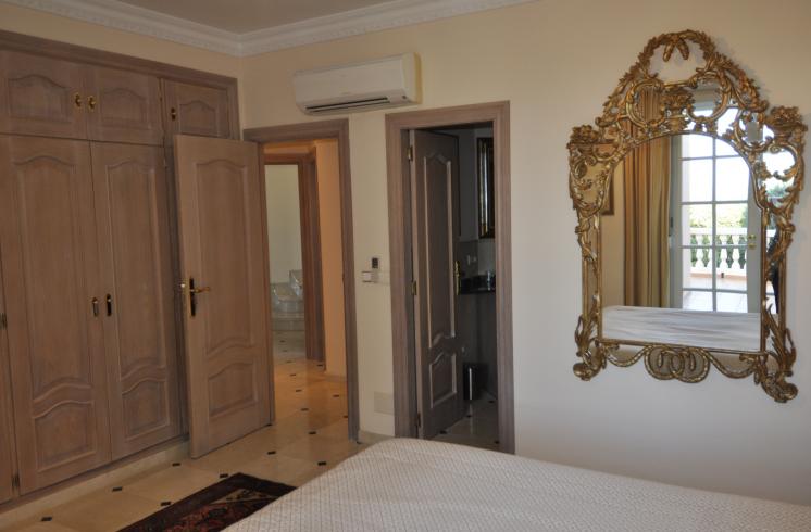 Villa de lujo en venta en La Sella Golf, Dénia.